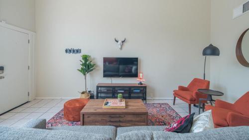 Wanderjaunt - Ace - 2br - Uptown
