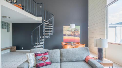 Wanderjaunt - Ace - 2br - Uptown