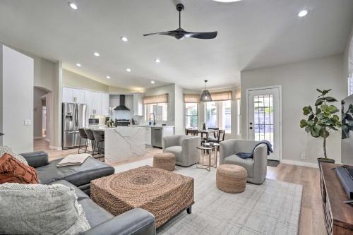 Contemporary Phoenix Gem With Putting Green!