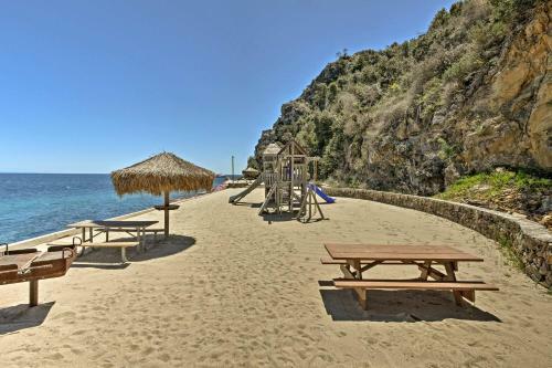 Apartamento Bright Catalina Island Condo With Ocean Views!