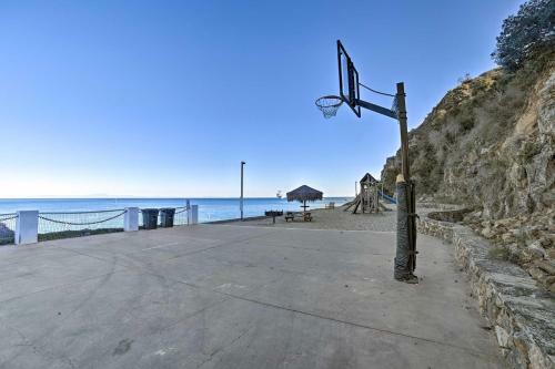 Apartamento Bright Catalina Island Condo With Ocean Views!