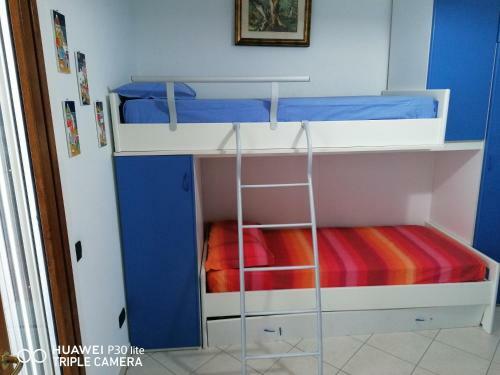 Apartamento Splendido Attico A Rivabella