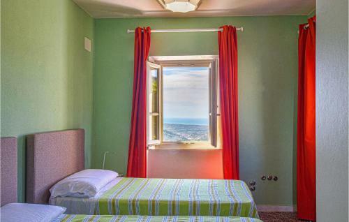 Beautiful Home In Fabbiano With 5 Bedrooms