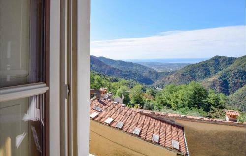 Beautiful Home In Fabbiano With 5 Bedrooms