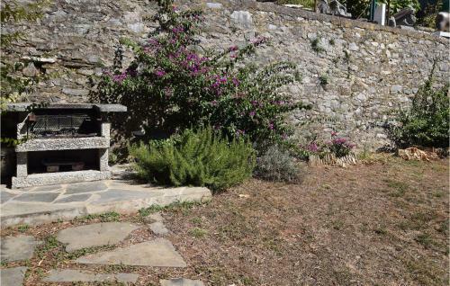 Beautiful Home In Fabbiano With 5 Bedrooms
