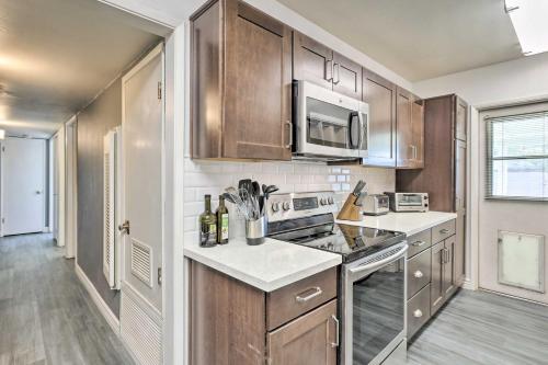 Modern Phoenix Escape - 3 Miles To Downtown!
