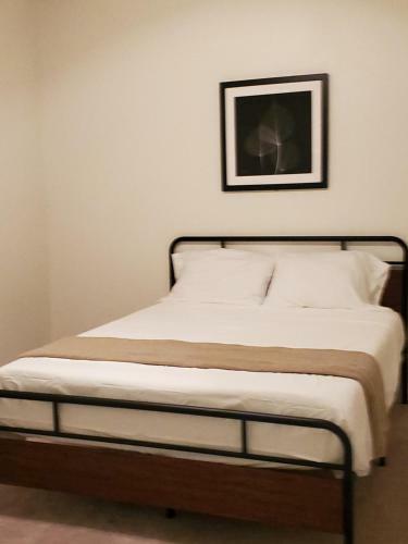 Adventure Short Term Stays - Southgate Ave