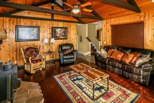Calandri Lakeview House