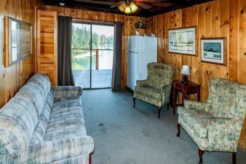 Lakeview Lodge