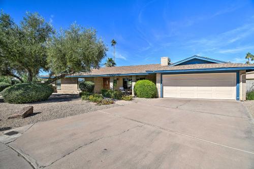Scottsdale Retreat With Pool And Outdoor Oasis!