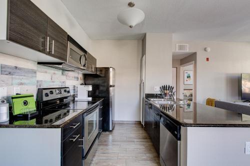Apartamento Mid-centaury Modern By Frank Lloyd Wright Blvd.
