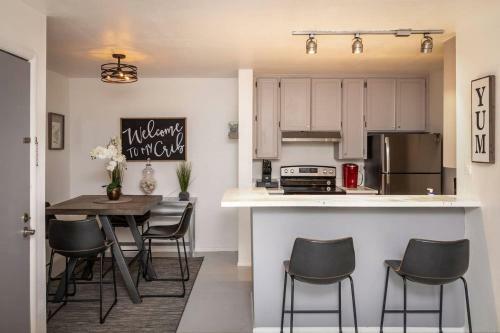 Hip Condo Near Old Town Scottsdale And Asu
