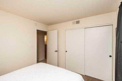 Modern Condo In Old Town Scottsdale