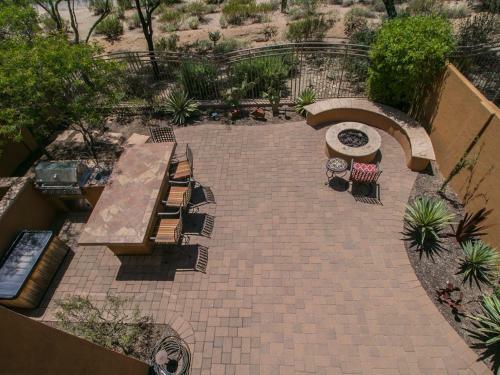 Scottsdale 4 Bdrm In Exclusive Gated Community Edit