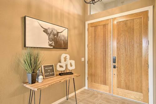 Spacious Scottsdale Retreat Near Golf Course!