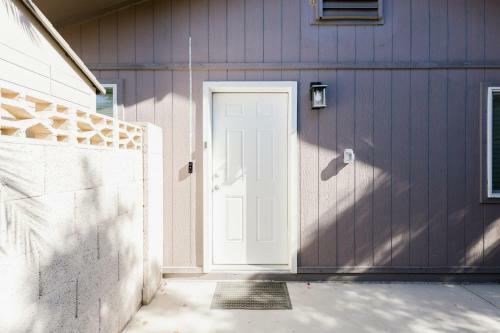 Picadilly Casita - Kitchen In Modern Casita+private Bathroom & Washer