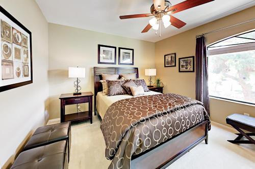 The Signature Unit & Breezy Desert Retreat