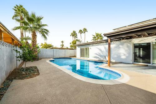 Palms By The Pool