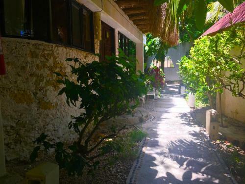 Hotel Maria's Kan Kin