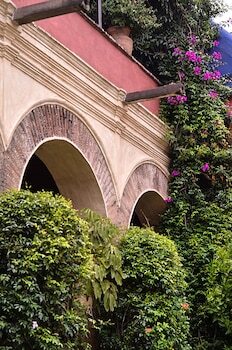Hotel La Quinta Luna