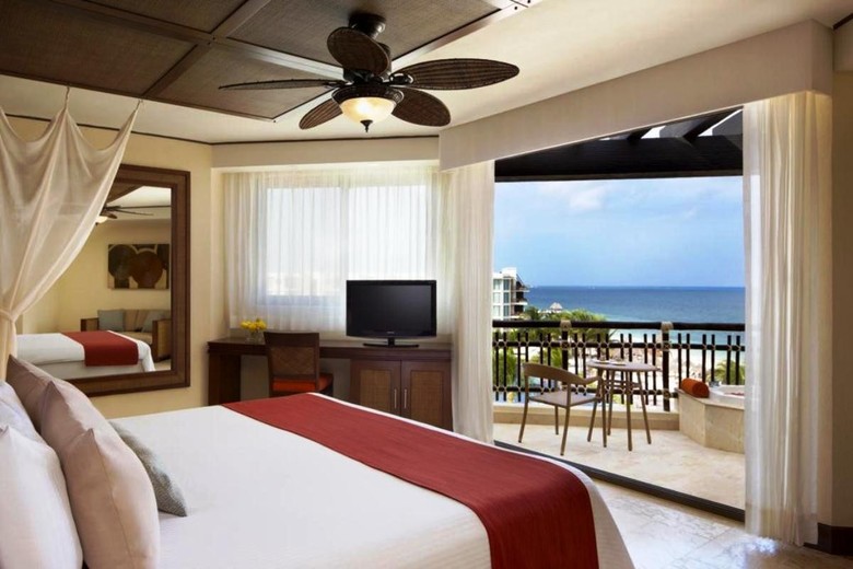 Hotel Dreams Riviera Cancun Resort & Spa