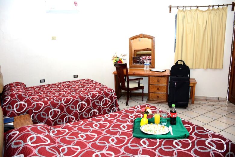 Hotel Las Fuentes