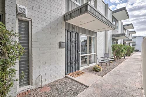 Chic Scottsdale Townhome Less Than 1 Mi To Old Town!