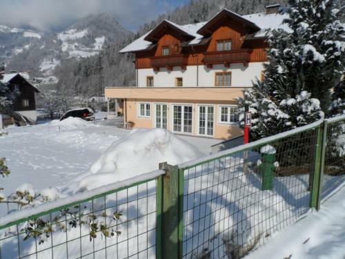 Bed & Breakfast Pension Maier