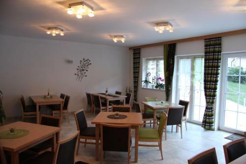 Bed & Breakfast Pension Maier
