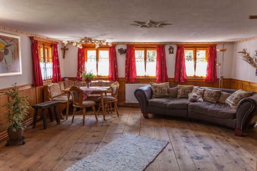 Ferienhaus Alpengl�ck