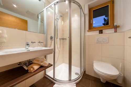 Hostal Dorfblick Fiss - Apartments & Rooms