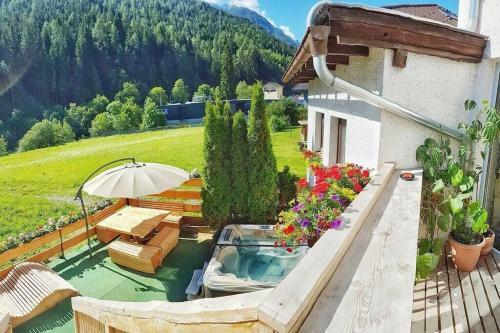 Doug's Mountain Getaway - 'exclusive Mega Chalet'