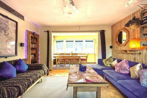 Doug's Mountain Getaway - 'exclusive Mega Chalet'