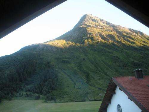 Hostal Apart Garni Arosa