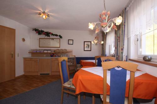Hostal Apart Garni Arosa