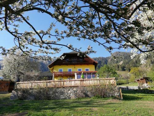Apartamento Ferienwohnung G�riacher Stern