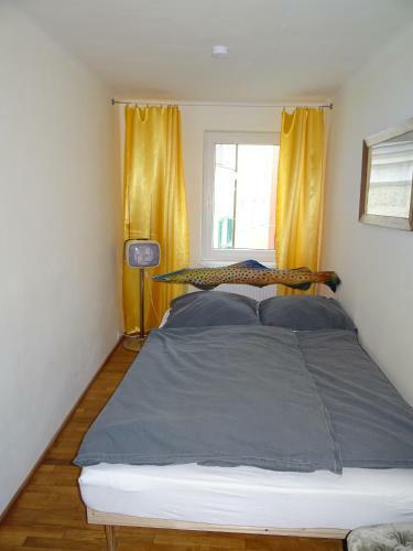 Apartment Center