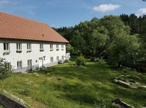 Apartamento Gr�ne Wiese - G�ste-minibungalow In Der Ederm�hle