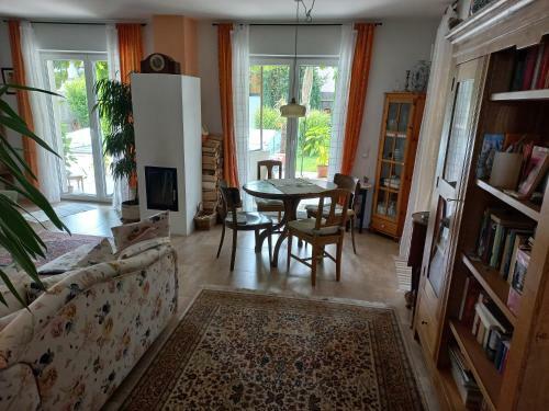 Haus Mit Mediterranem Flair