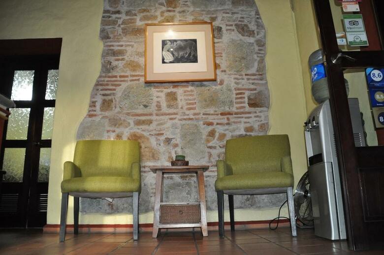 Hotel Casa Del S�tano