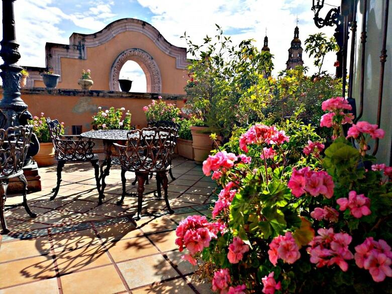 Hotel Hacienda Los Narcisos