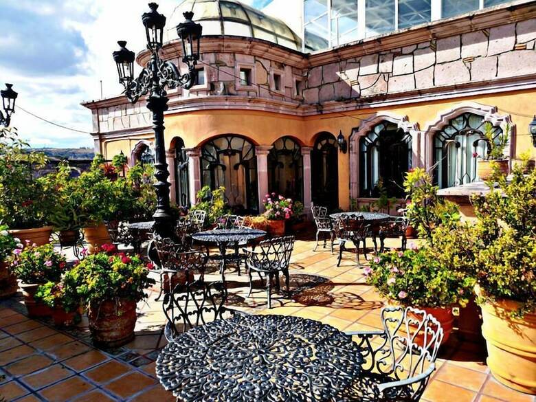 Hotel Hacienda Los Narcisos