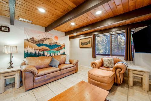 Wonder Lodge