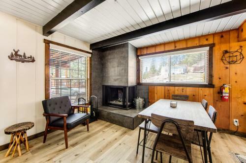 Gigi's Cozy Cabin