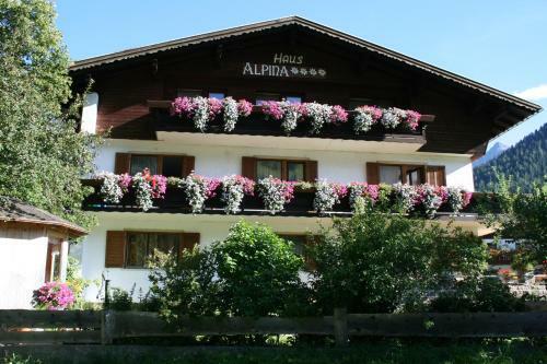 Haus Alpina