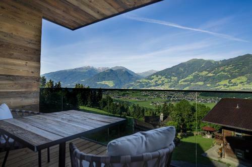 Aparthotel Seven Reasons / Panorama View