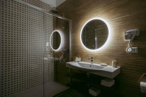 Hostal Porta D'oro Charming House