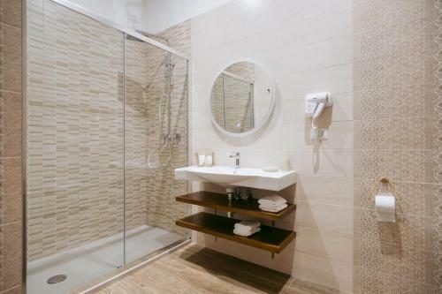 Hostal Porta D'oro Charming House