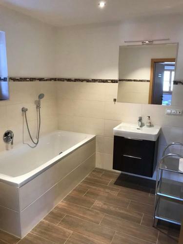 Apartamento Ferienwohnung Hochstein