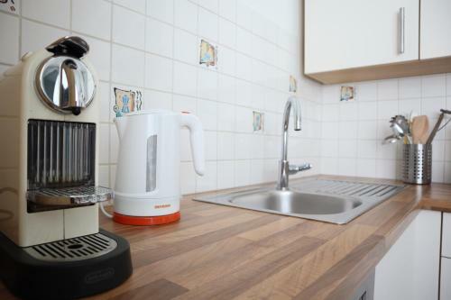 Anastacia Premium Apartment Free Parking & Self Check-in